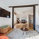 Apartment Nuit D'or - Balthazar - Sejour & Pro