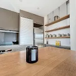 Apartment Nuit D'or - Balthazar - Sejour & Pro